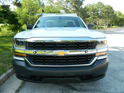 Used 2017 Chevrolet Silverado 1500 W/T w/ WT Fleet Convenience Package AWD/4WD image 2