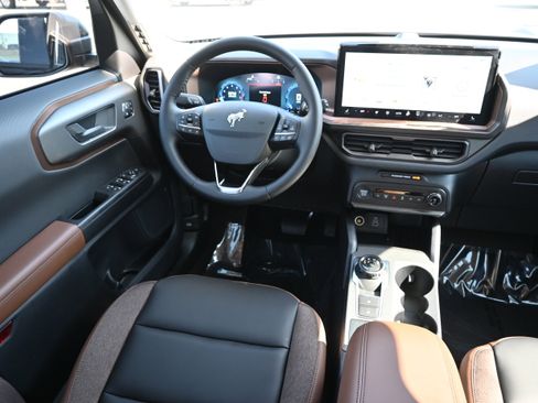 New 2025 Ford Bronco Sport Outer Banks image 30