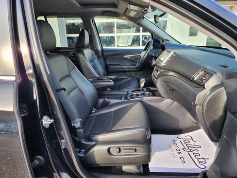 Used 2019 Honda Ridgeline RTL image 13