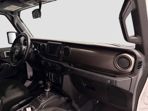 Used 2018 Jeep Wrangler Unlimited Sport S image 20