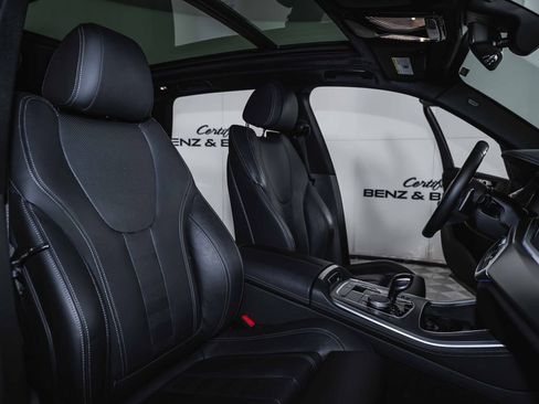 Used 2022 BMW X5 sDrive40i w/ M Sport Package image 15