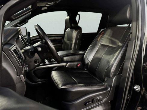 Used 2021 Nissan Titan PRO-4X w/ Pro-4x Convenience Package AWD/4WD image 21
