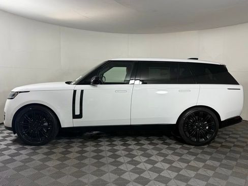 New 2026 Land Rover Range Rover Long Wheelbase SE image 3