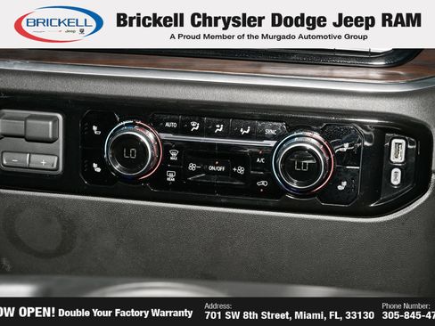 Used 2026 GMC Sierra 1500 SLT AWD/4WD image 24