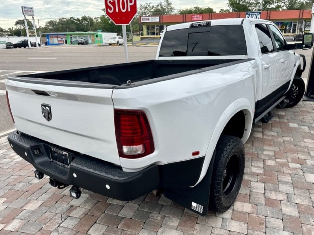 Used 2018 RAM 3500 Laramie w/ Sport Appearance Group AWD/4WD image 26