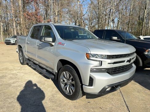 Used 2019 Chevrolet Silverado 1500 RST w/ All-Star Edition image 3