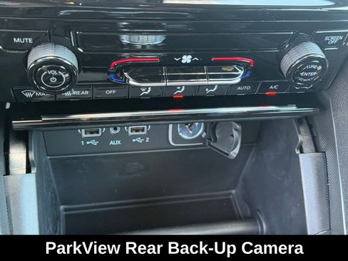 New 2025 Jeep Grand Cherokee L Laredo image 15