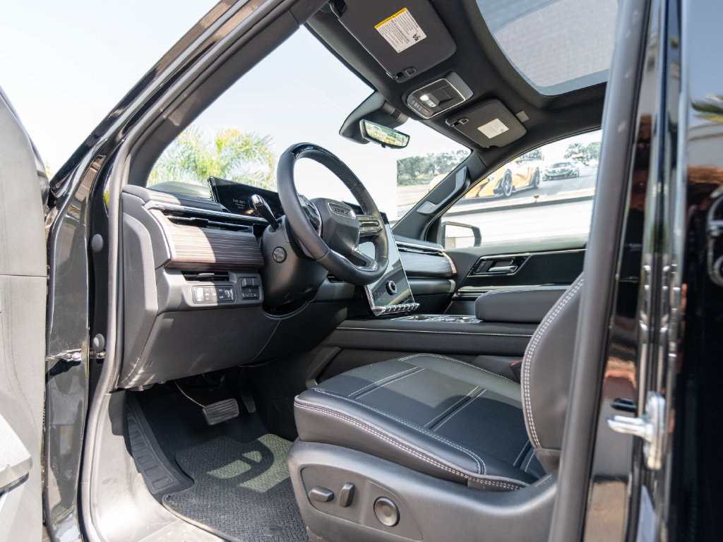 Used 2025 GMC Sierra EV Denali AWD/4WD image 20