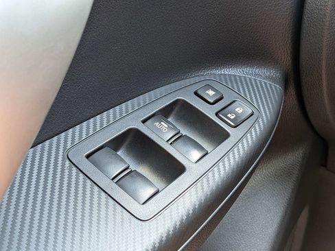 Used 2025 Mitsubishi Eclipse Cross SE AWD/4WD image 28