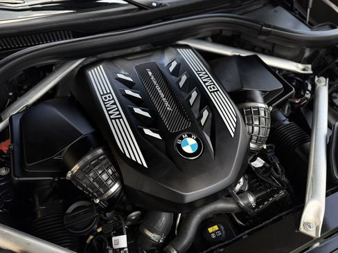 Used 2022 BMW X5 M50i w/ Executive Package AWD/4WD image 32