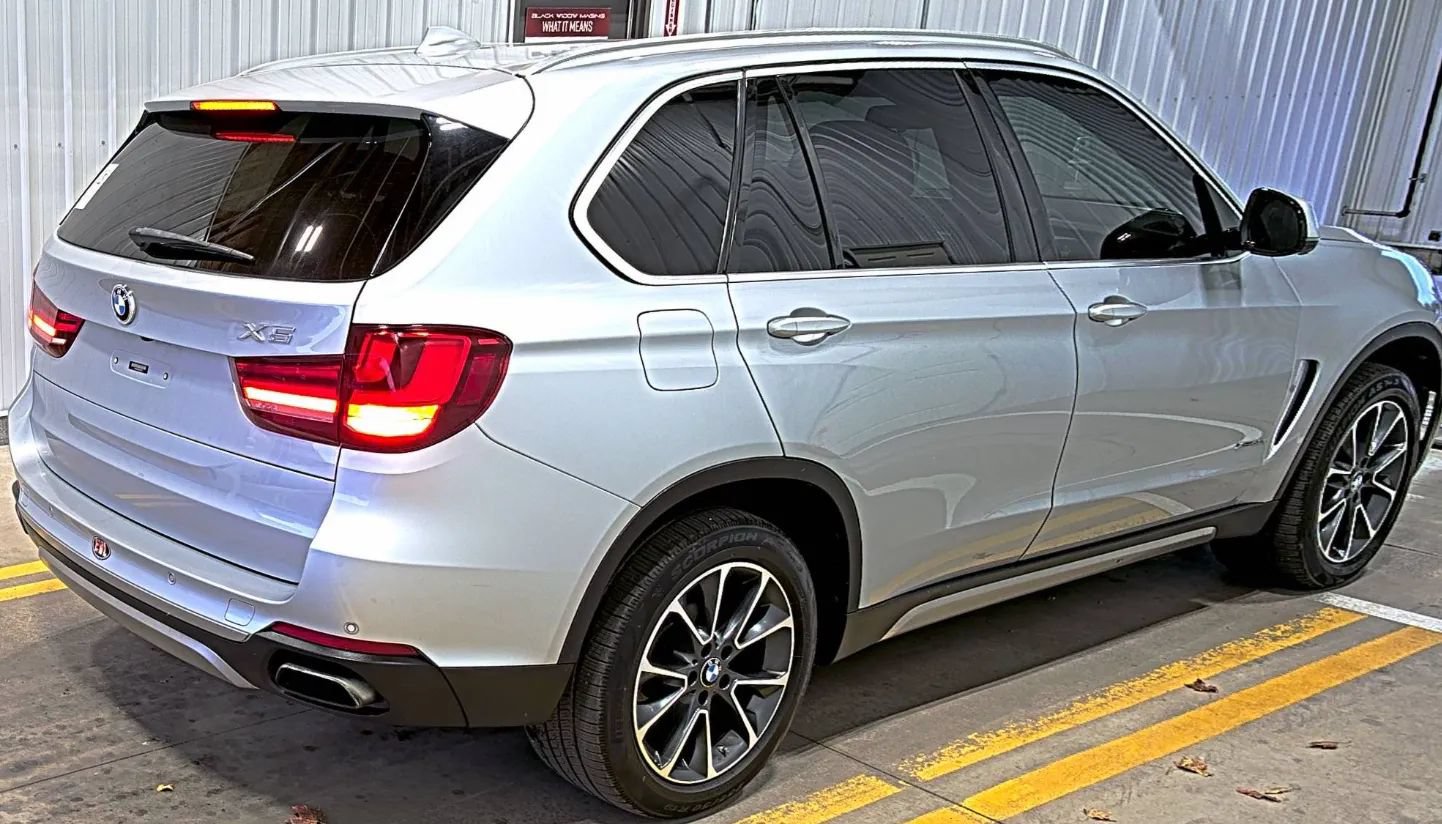 Used 2017 BMW X5 xDrive50i AWD/4WD image 2