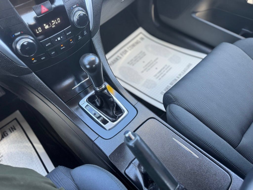 Used 2010 Suzuki Kizashi GTS FWD image 34