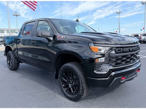 New 2026 Chevrolet Silverado 1500 Custom Trail Boss image 2