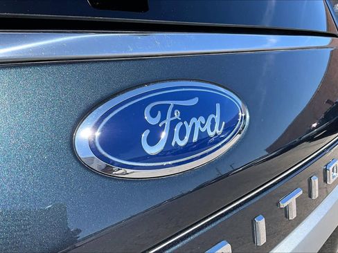 Used 2024 Ford Expedition Max XLT image 30