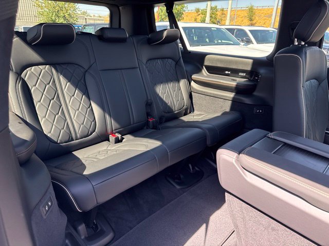 New 2026 Jeep Grand Wagoneer L Summit AWD/4WD image 27