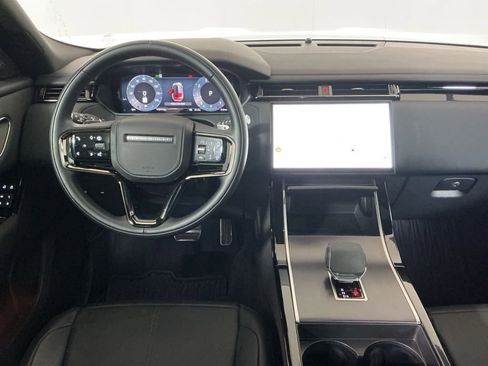 Used 2026 Land Rover Range Rover Velar Dynamic SE image 10