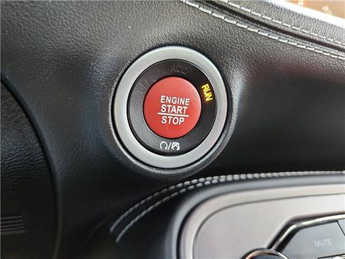 Used 2023 Dodge Challenger SRT Hellcat w/ Driver Convenience Group RWD image 12