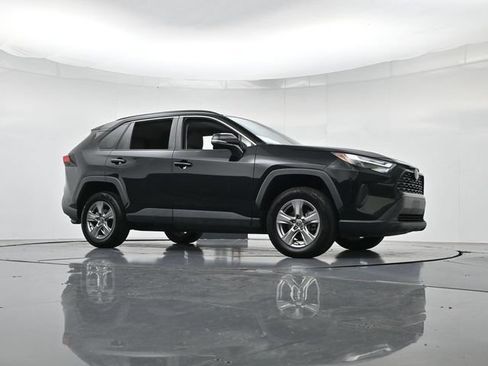 Used 2023 Toyota RAV4 XLE AWD/4WD image 35