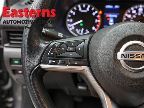 Used 2023 Nissan Sentra S FWD image 14