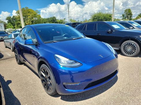 Used 2021 Tesla Model Y 2WD image 3