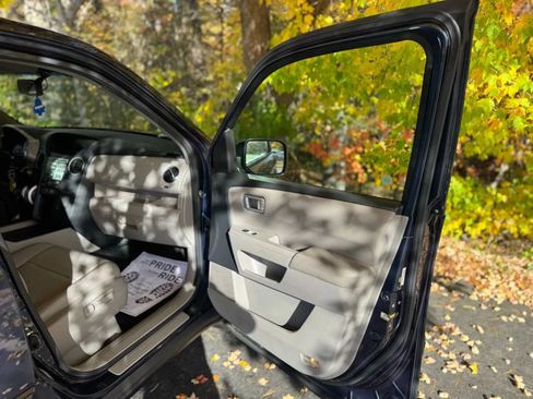 Used 2011 Honda Pilot EX-L image 18