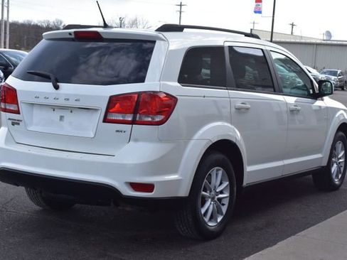 Used 2016 Dodge Journey SXT w/ Comfort/Convenience Group image 9