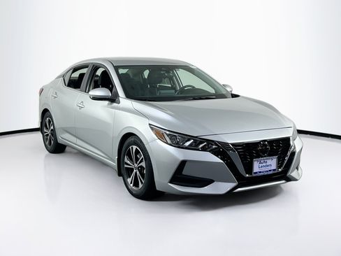 Used 2020 Nissan Sentra SV FWD image 3