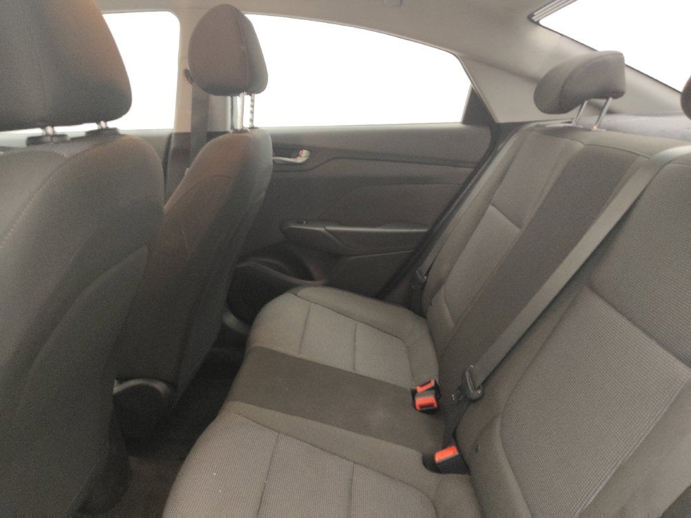 Used 2021 Hyundai Accent SE FWD image 18