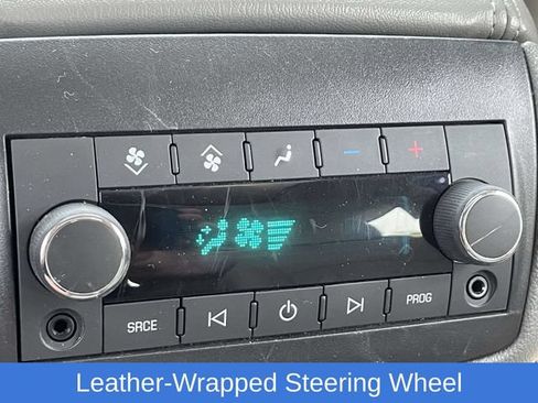 Used 2017 Chevrolet Traverse Premier AWD/4WD image 24