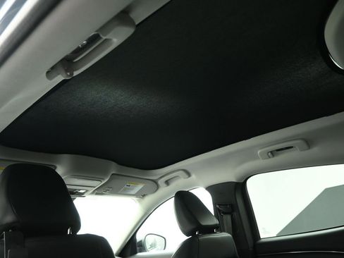 Certified 2022 Ford Mustang Mach-E Premium image 21