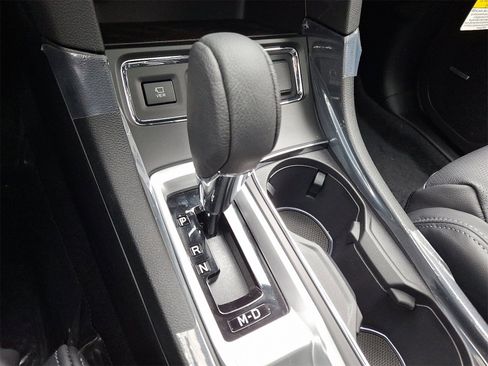 New 2026 Subaru Ascent Limited image 8