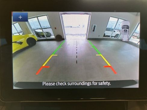 Used 2023 Ford Explorer XLT w/ Equipment Group 202A image 21