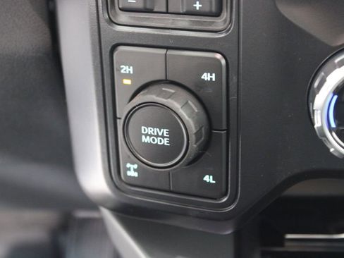New 2026 Ford F250 Lariat w/ Black Appearance Package AWD/4WD image 46