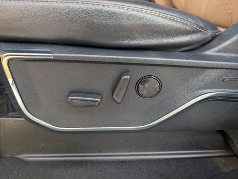 Used 2023 Ford F250 Lariat w/ Lariat Ultimate Package image 15