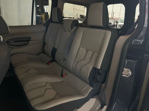 Used 2014 Ford Transit Connect XLT image 18