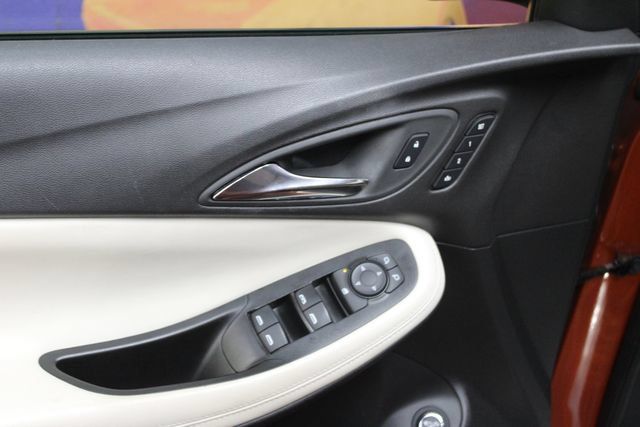 Certified 2023 Buick Encore GX Essence w/ Advanced Technology Package AWD/4WD image 13