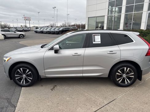 Certified 2023 Volvo XC60 B5 Core w/ Climate Package image 11