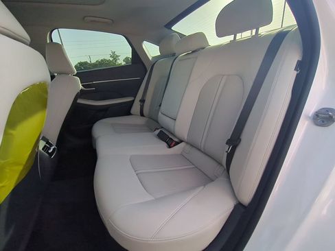 New 2026 Hyundai Sonata SEL FWD image 14