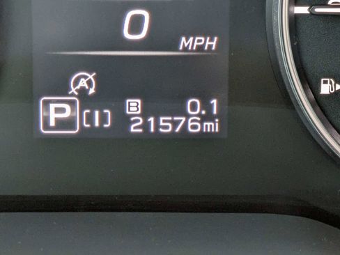 Certified 2025 Subaru Forester Premium image 27