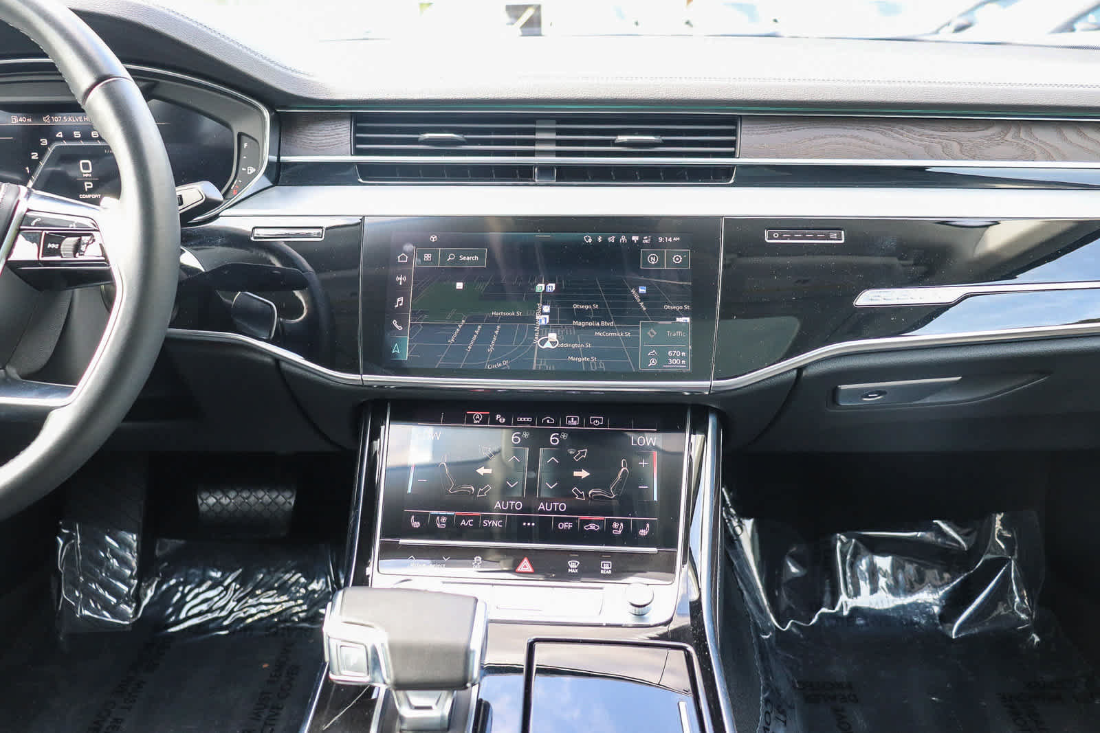 Used 2023 Audi A8 L 3.0T w/ Executive Package AWD/4WD image 17