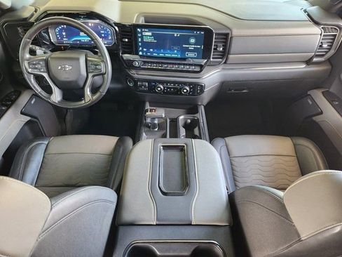 Used 2022 Chevrolet Silverado 1500 ZR2 w/ Technology Package image 28