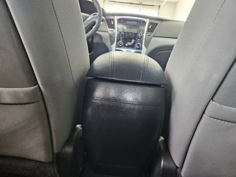 Used 2013 Hyundai Sonata GLS w/ Popular Equipment Pkg FWD image 19
