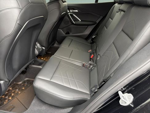 Used 2025 BMW X2 xDrive28i w/ Premium Package image 33