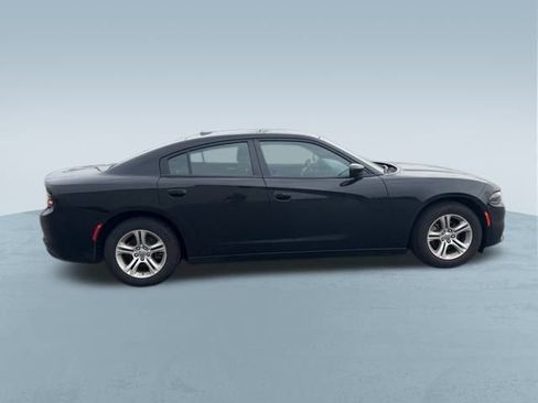 Used 2023 Dodge Charger SXT image 6