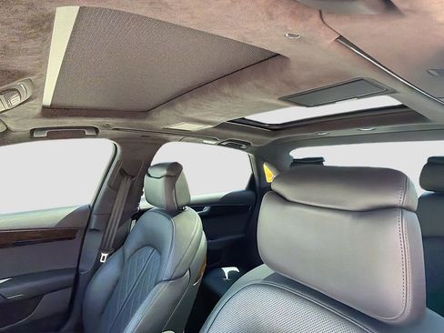 Used 2016 Audi A8 L 4.0T image 31