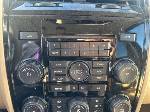 Used 2008 Ford Escape Limited image 17