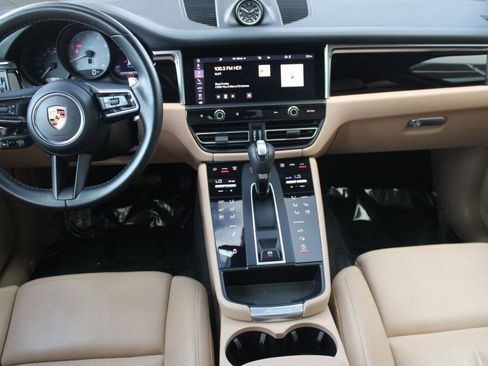 Used 2022 Porsche Macan S image 17