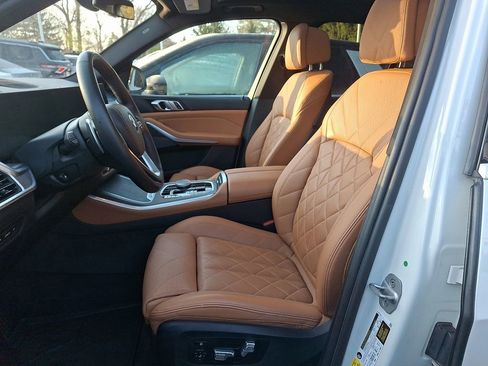 Certified 2024 BMW X5 xDrive40i w/ Premium Package image 10