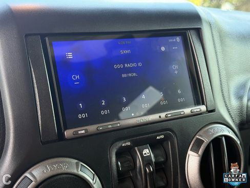 Used 2017 Jeep Wrangler Unlimited Sport w/ Quick Order Package 24S image 18