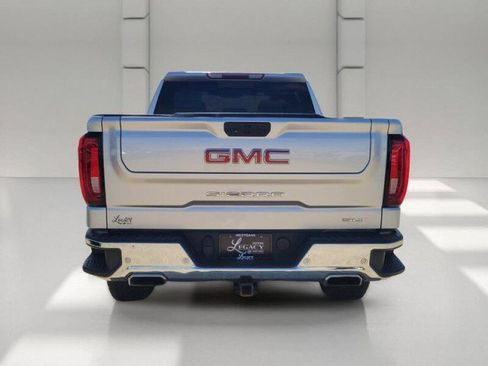 Used 2021 GMC Sierra 1500 SLT w/ SLT Premium Plus Package AWD/4WD image 5